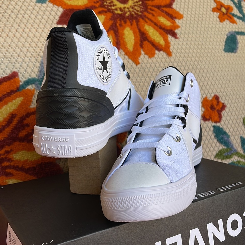 Converse A01168C
CTAS FLUX ULTRA MID WHITE/BLACK/WHITE
Men’s sneakers - Picture 2 of 16